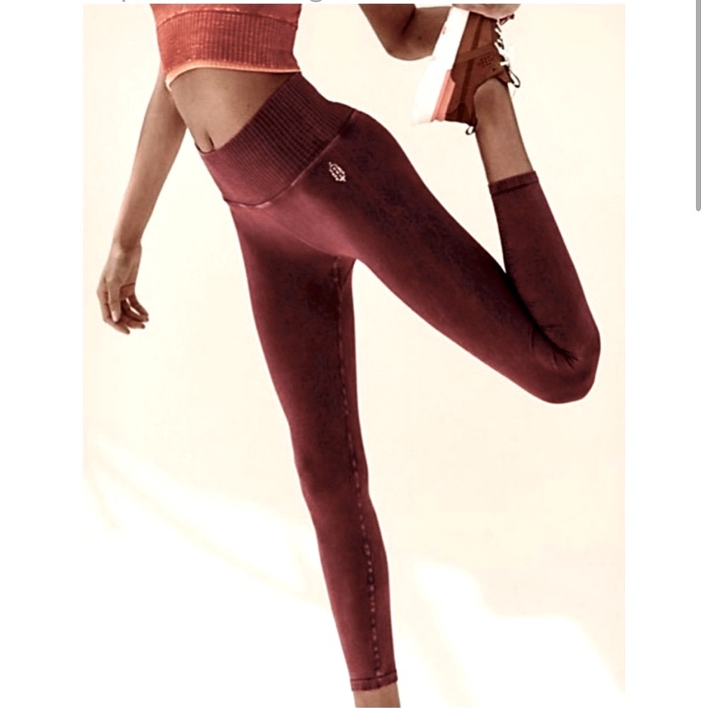 NWT FP Movement Good Karma High-Rise 7/8 Length Burgundy Legging XS/SP